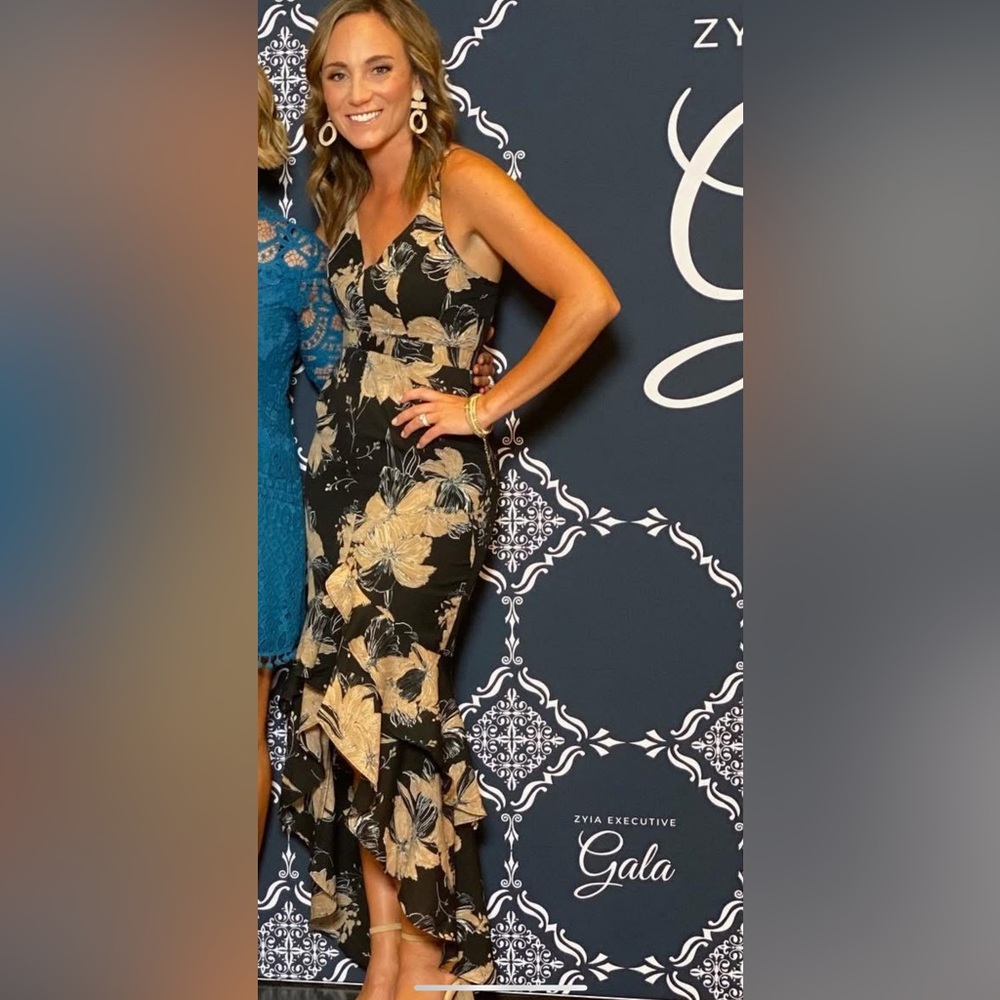 Lulu's Black and Cream Bodycon Maxi Dress Plunge Neckline